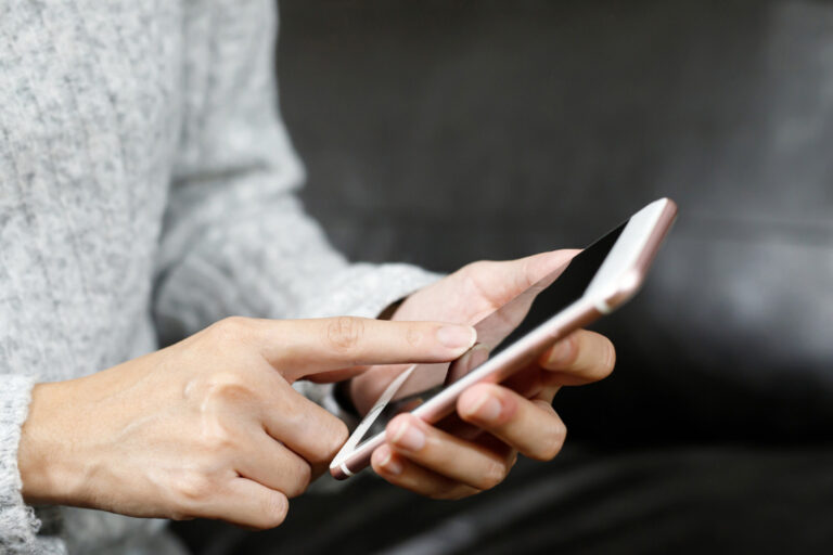 como bloquear o celular roubado
